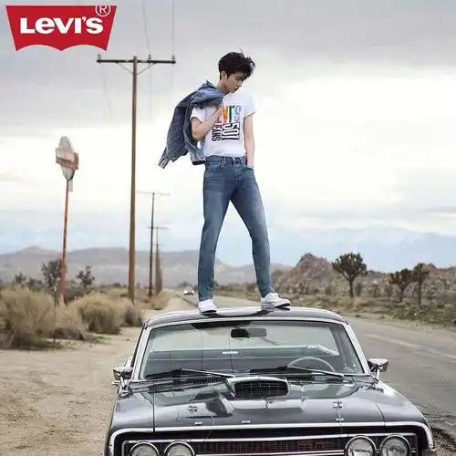 大家看到李维斯新的广告图了吗?好好看哦