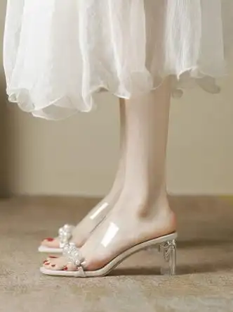 卡帝乐鳄鱼(cartelo)法式珍珠透明水晶跟绝美凉鞋女春秋季粗跟高跟鞋