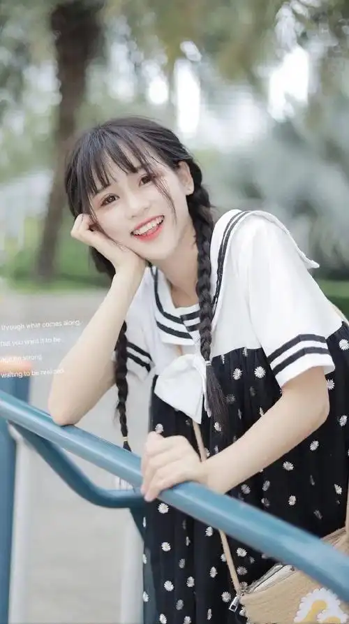 手机壁纸网红萌小叶