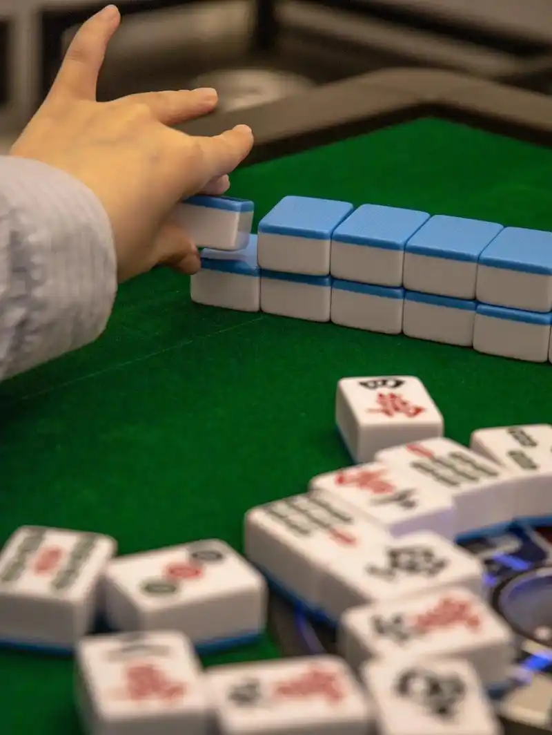 旅游想打麻将我选择这家酒店的房间.住酒店要选有麻将房 - 抖音