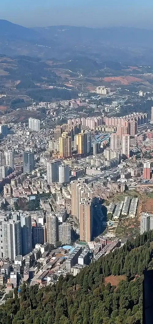 2020年12月25日肖哥在美丽云南红河州个旧市老阴山玻璃栈道旅行摄影