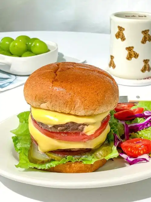 快乐减脂自制双层牛肉芝士汉堡