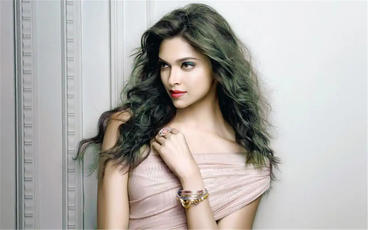 唯美女孩桌面锁屏壁纸高清大图预览1920x1080_美女壁纸下载_美桌网