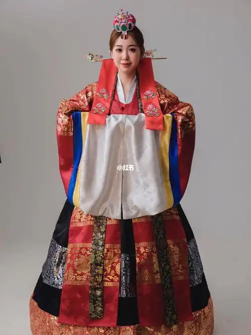 朝鲜族传统服饰延吉民俗园