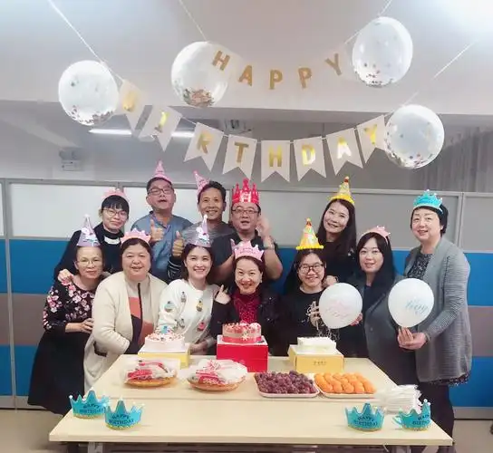 营销分公司工会举办第三,四季度员工生日会活动