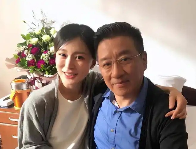 丁勇岱:出道45年后,和郑晓龙携手再度爆火,终明白当初金星的话_白宝山