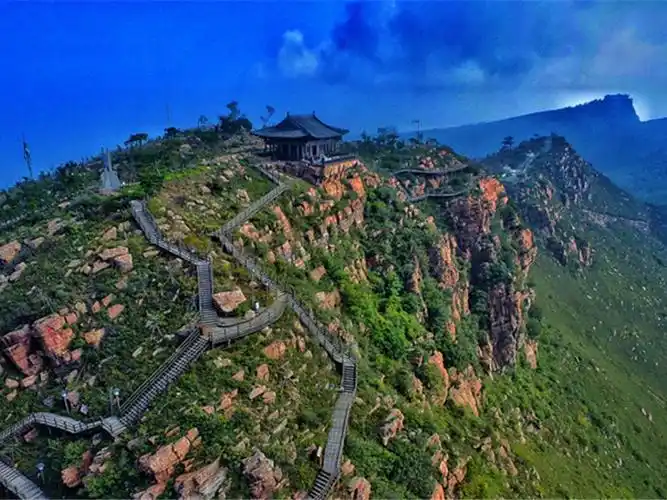 万安山山顶公园