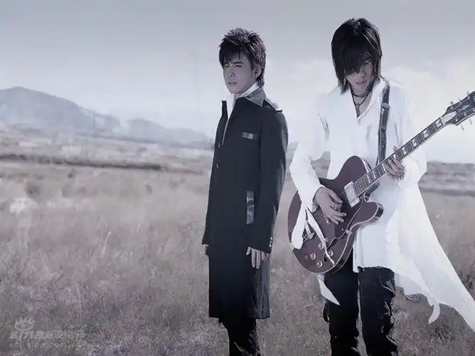 水木年华演唱会中途卖衣服,主办方回应确有此事会进行改进