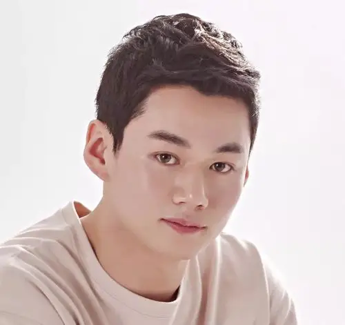 style | 适合男性脸型的造型