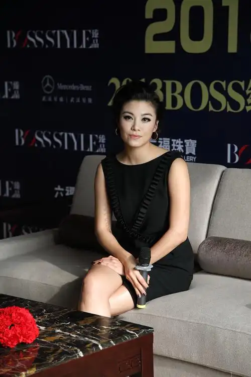 廖碧儿武汉很美希望多来武汉走走