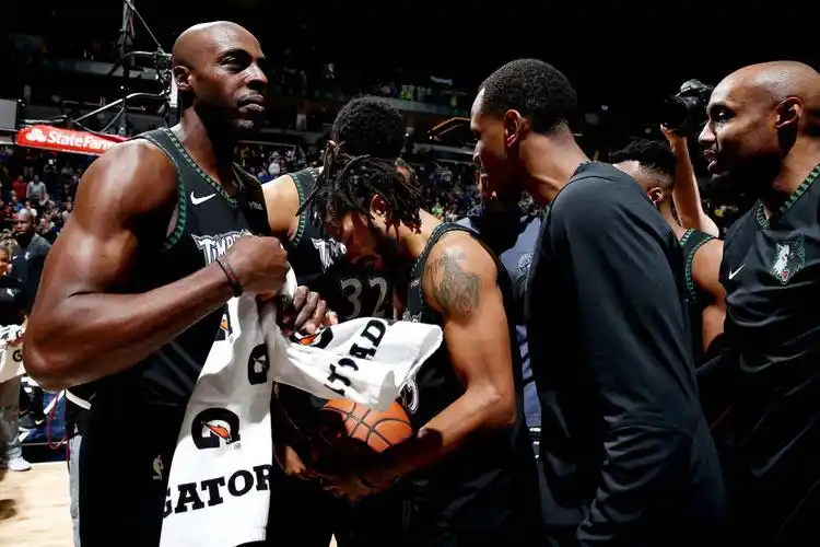 罗斯50分之夜高清图集一个真正的芝加哥人从不会畏惧失败