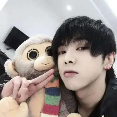 华晨宇头像最新图片 华晨宇qq头像