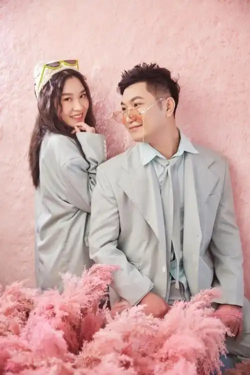 欢庆此日成佳偶 且喜今朝结良缘 祝福新郎郭人志新娘孟阳新婚大喜