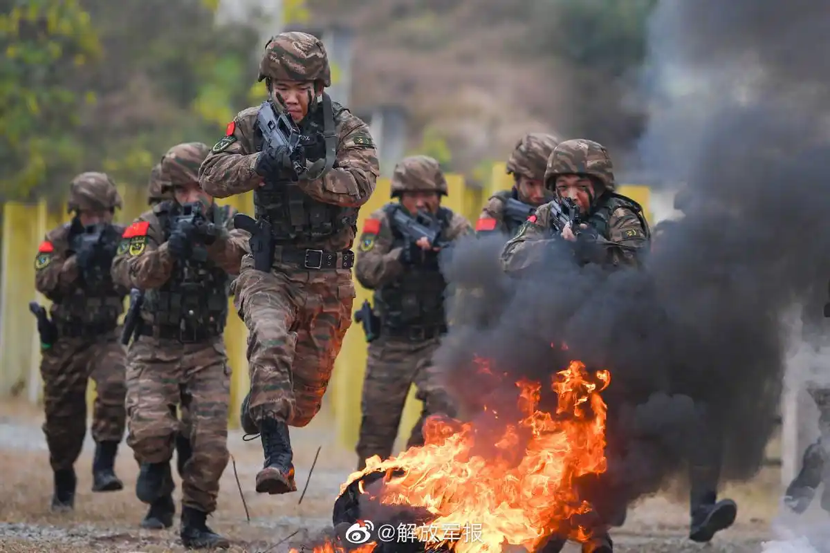 特战队员训练酷图上新!