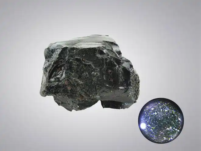 玻璃陨石中的王者极品橄榄绿玻璃陨石母体