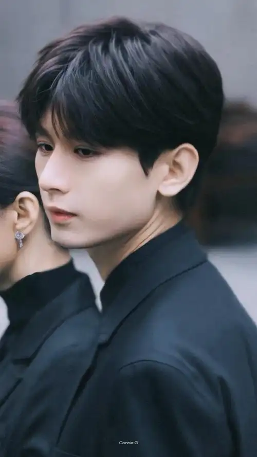 成毅王权富贵##成毅狐妖小红娘王权篇##为龙年添个新装扮##成毅腿权