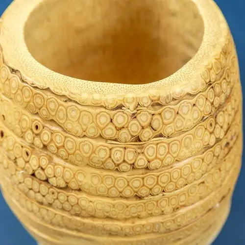 竹制工艺品竹根储蓄罐家用摆件收纳创意竹制品玩具工艺收纳罐厂家