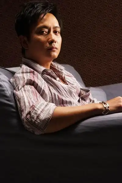 p>谢君豪,1963年3月23日生于中国香港,中国香港影视演员.