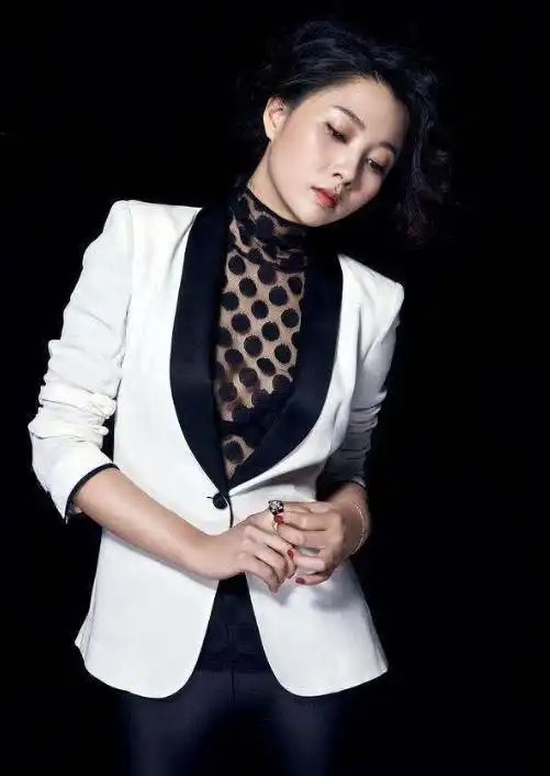 她复出就拿了白玉兰