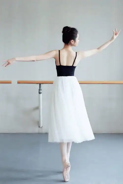 最有姿态的九零后小花 张慧雯的美就该这样欣赏!