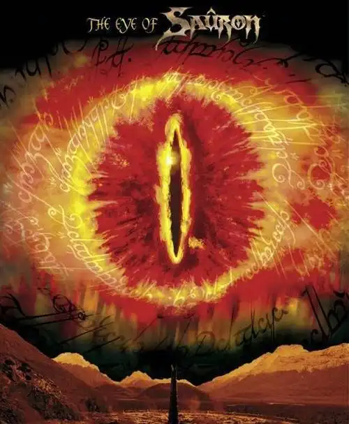 《魔戒》电影里的索伦魔眼,下面是邪黑塔