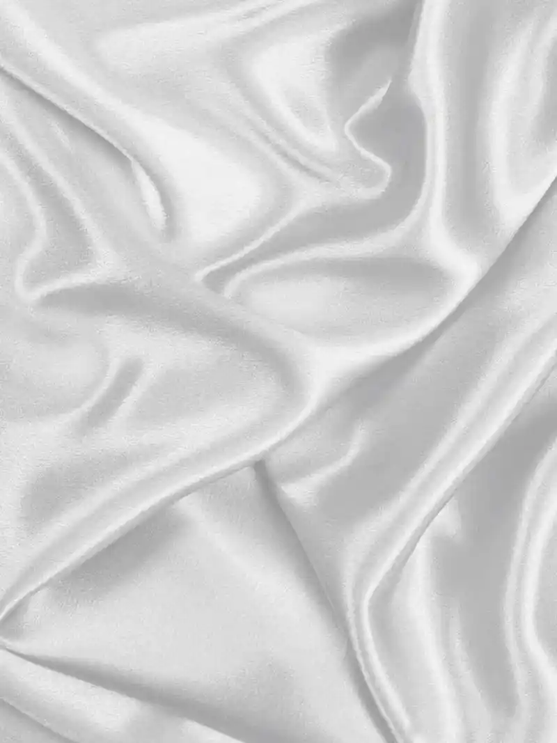 这次给大家带来的是纯白色背景图,简洁又高级!