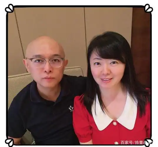 49岁的孟非与娇妻恩爱27年,45岁的乐嘉三婚三离