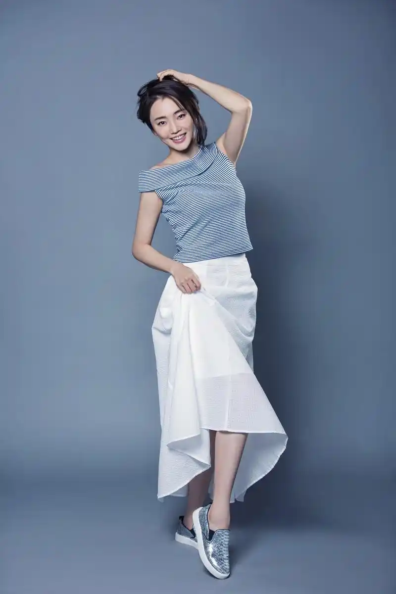 因出演打狗棍而受到广泛关注的刘芊含