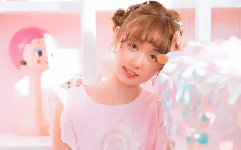 可爱甜美少女粉色梦幻写真图片桌面壁纸高清大图预览1920x1200_美女