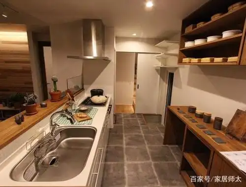 日系厨房收纳,这个日本主妇太会布置,简直是厨房界的模范之作!