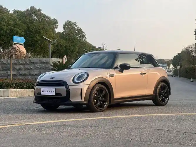 出751522款三门独角兽灰 满配一手车原版原漆_mini paceman社区