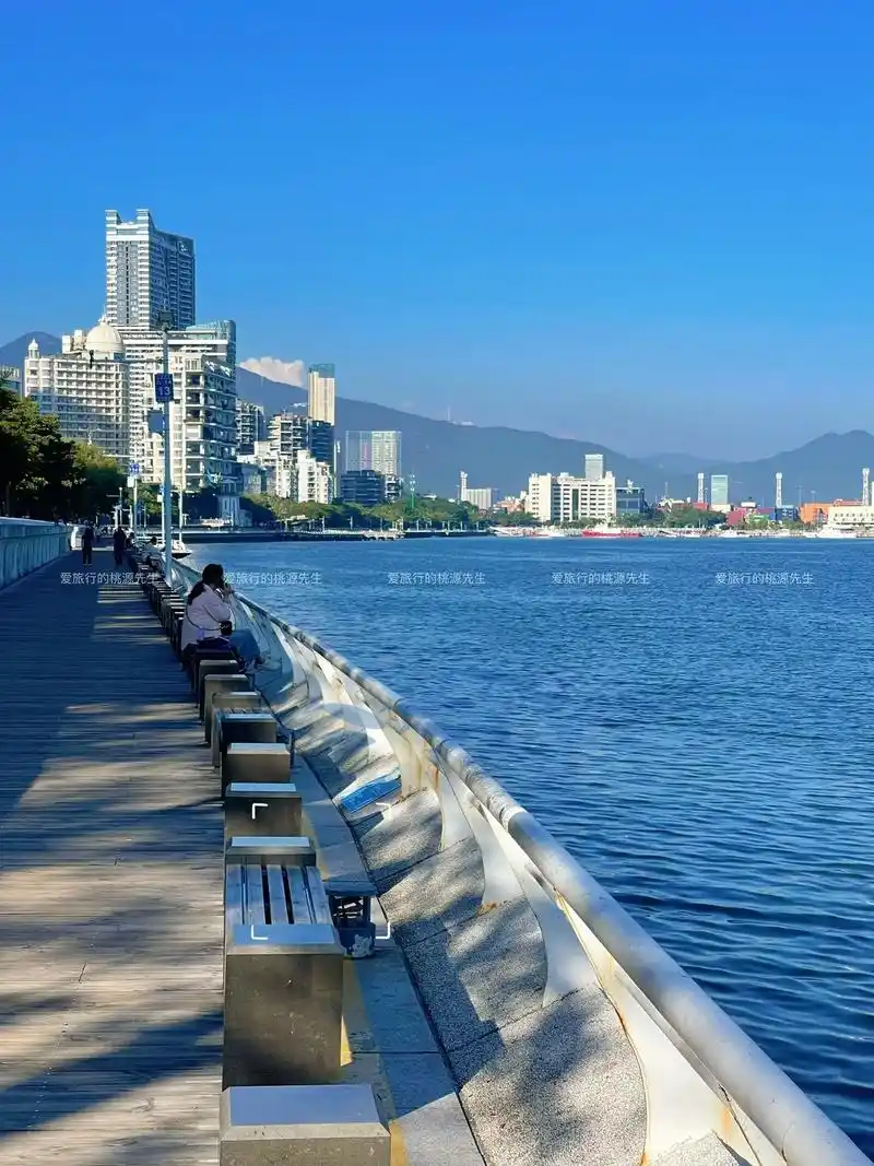 深圳市区地铁直达!这条海滨栈道美到极致!