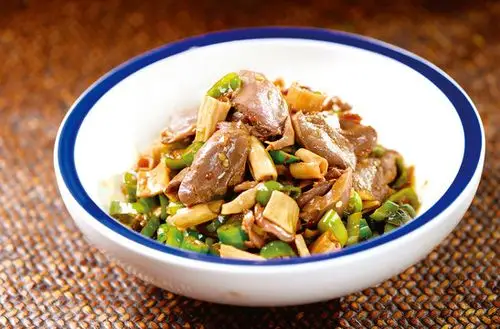 青椒炒鸡杂图片