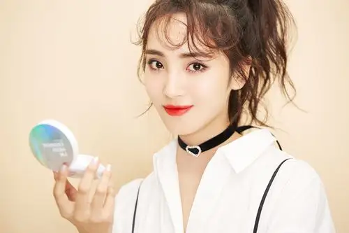 杂志图——王紫璇