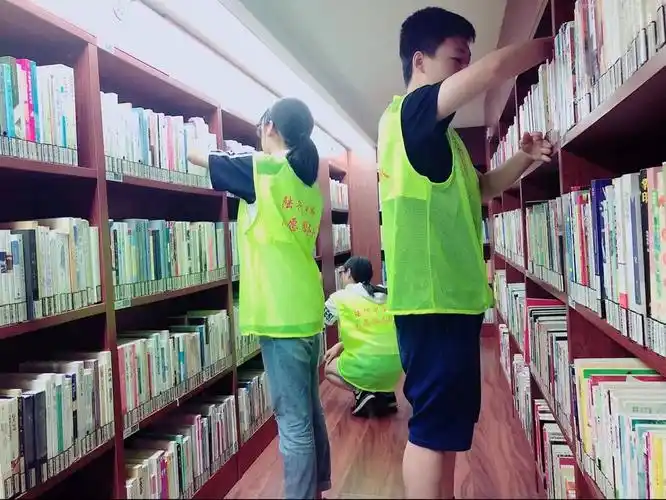 暑期总结陆行中学高中生社会实践志愿服务暨职业生涯体验遇见未来的