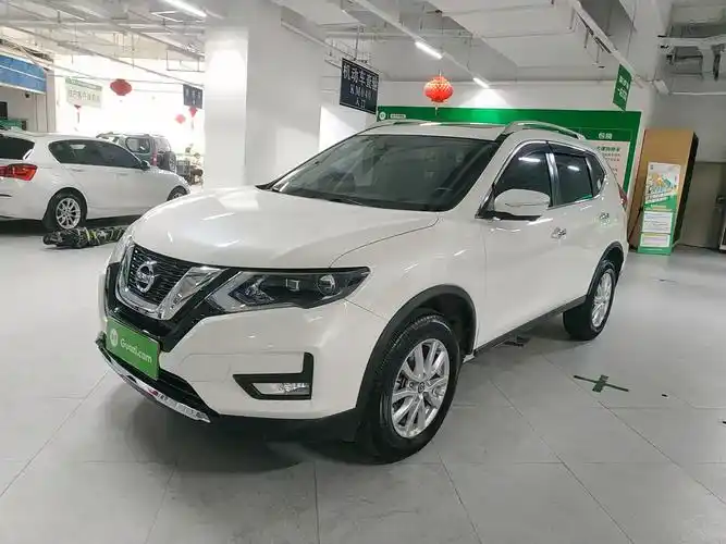 日产奇骏2019款20l自动前驱智联舒适版国Ⅵ