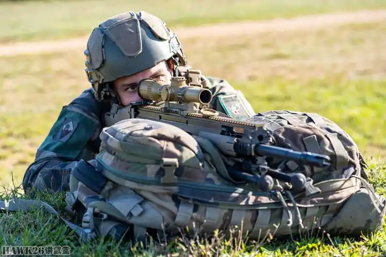 法国陆军第13山地猎兵营接收第一批scarhpr半自动狙击步枪