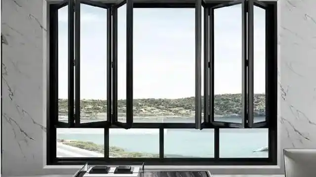 玻璃栈桥版折叠阳台窗,你值得拥有!