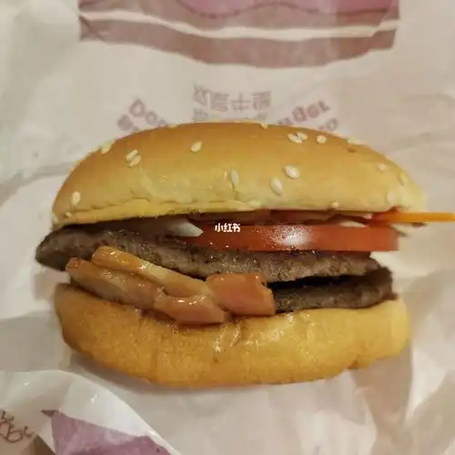 培根蔬萃双层牛堡