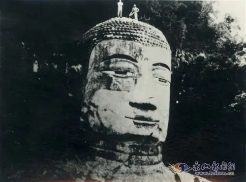 赶快收藏!百年光影记录乐山大佛容颜变迁