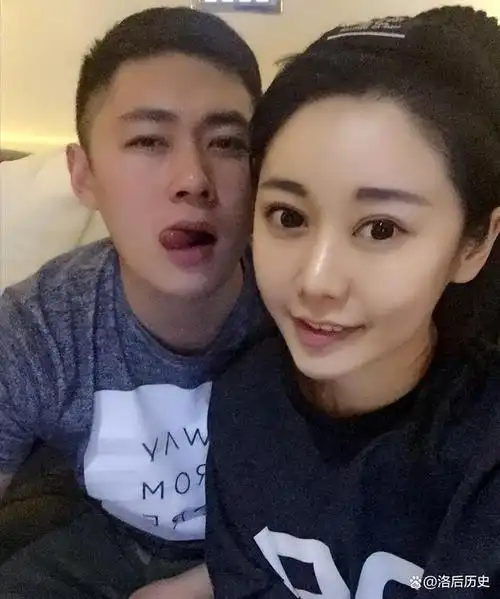 演员周放:嫂子专业户,与赵丽颖是闺蜜,嫁初恋生俩娃幸福美满