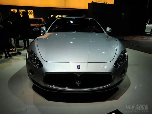 在平常难得将所有豪车看全的情况下,车展成为富豪们买车的一个很好