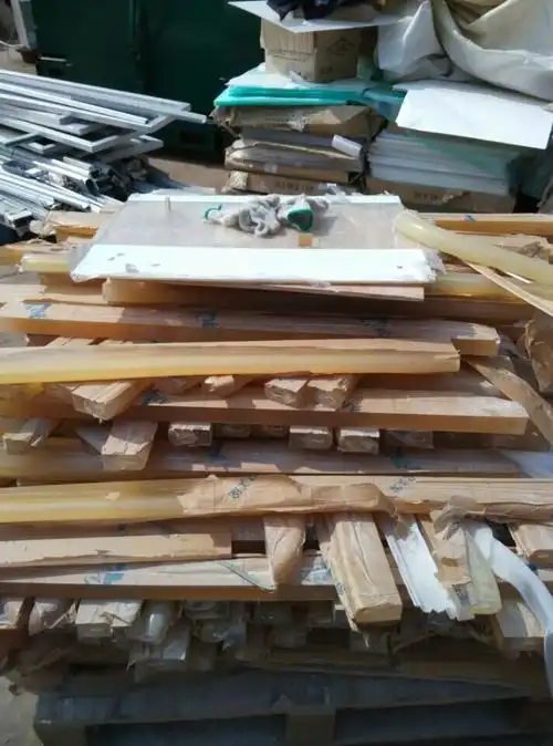 深圳回收导光板废料,高价收购白点导光板,裂痕导光板,不良品