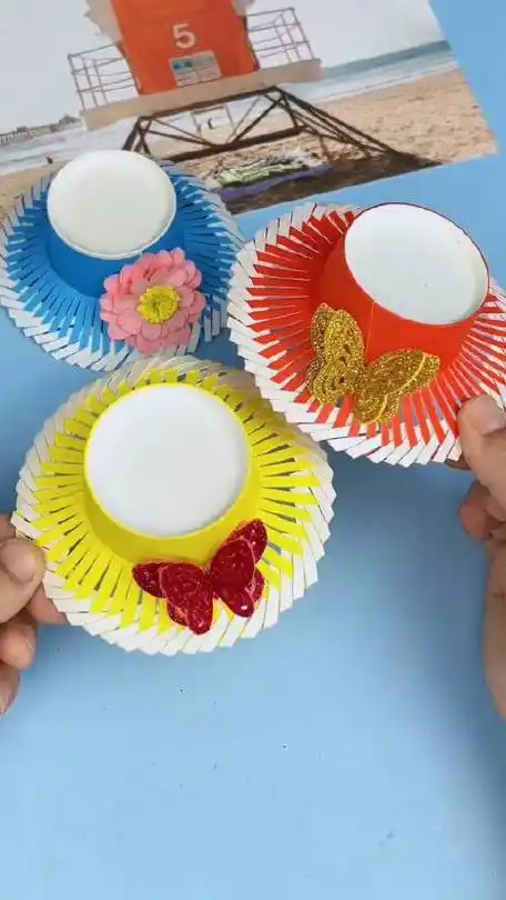 天气渐暖,用一次性纸杯做一顶好看的帽子吧!