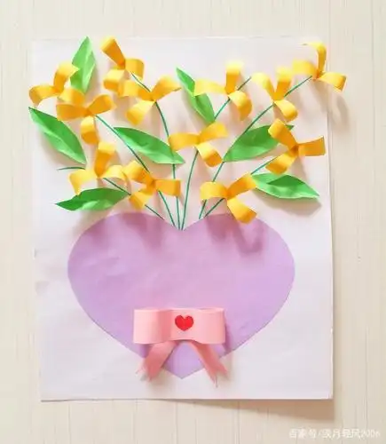 幼儿园手工,自己动手用卡纸做清新小花爱心贺卡,可以当手工作业