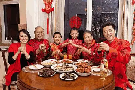 中国人过春节的风俗有哪些一起看一看吧风水八字同城网