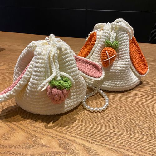 miss   diy手工编织包包草莓可爱兔子手提斜跨水桶自制毛线材料包