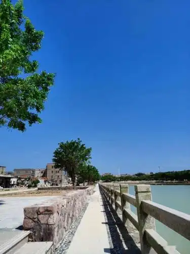 新时代新农村10神泉镇溪东村红色绽放绿满家园