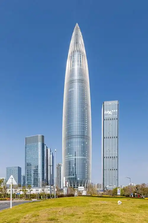 春笋春笋发布时间:2019-07-19 分享 评论 喜欢 深圳南山区标志性建筑