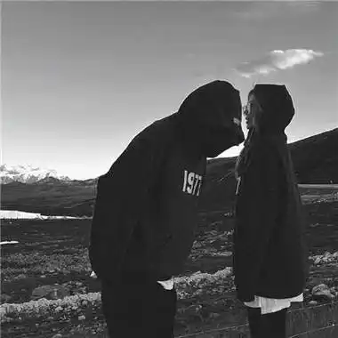 情侣头像丨真人头像高级黑风格_侵权_世界_商业用途